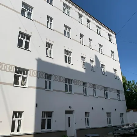 Pretty Little - Cozy In