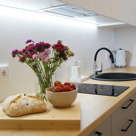 Pretty Little - Cozy In *