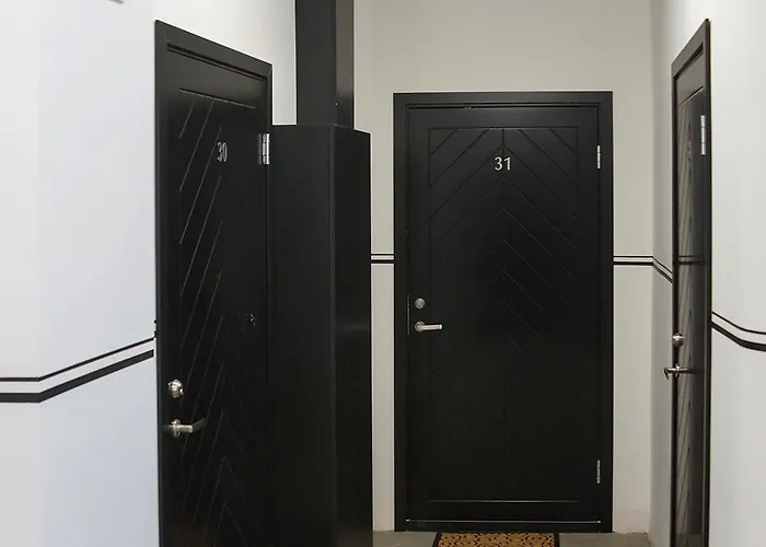 Pretty Little - Cozy In